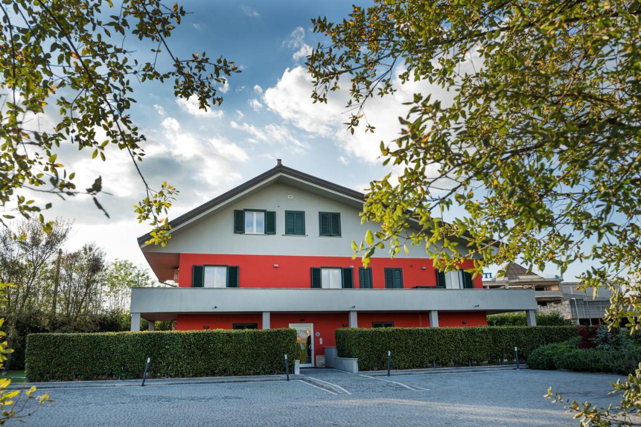 Lepini Suites Patrica Bagian luar foto